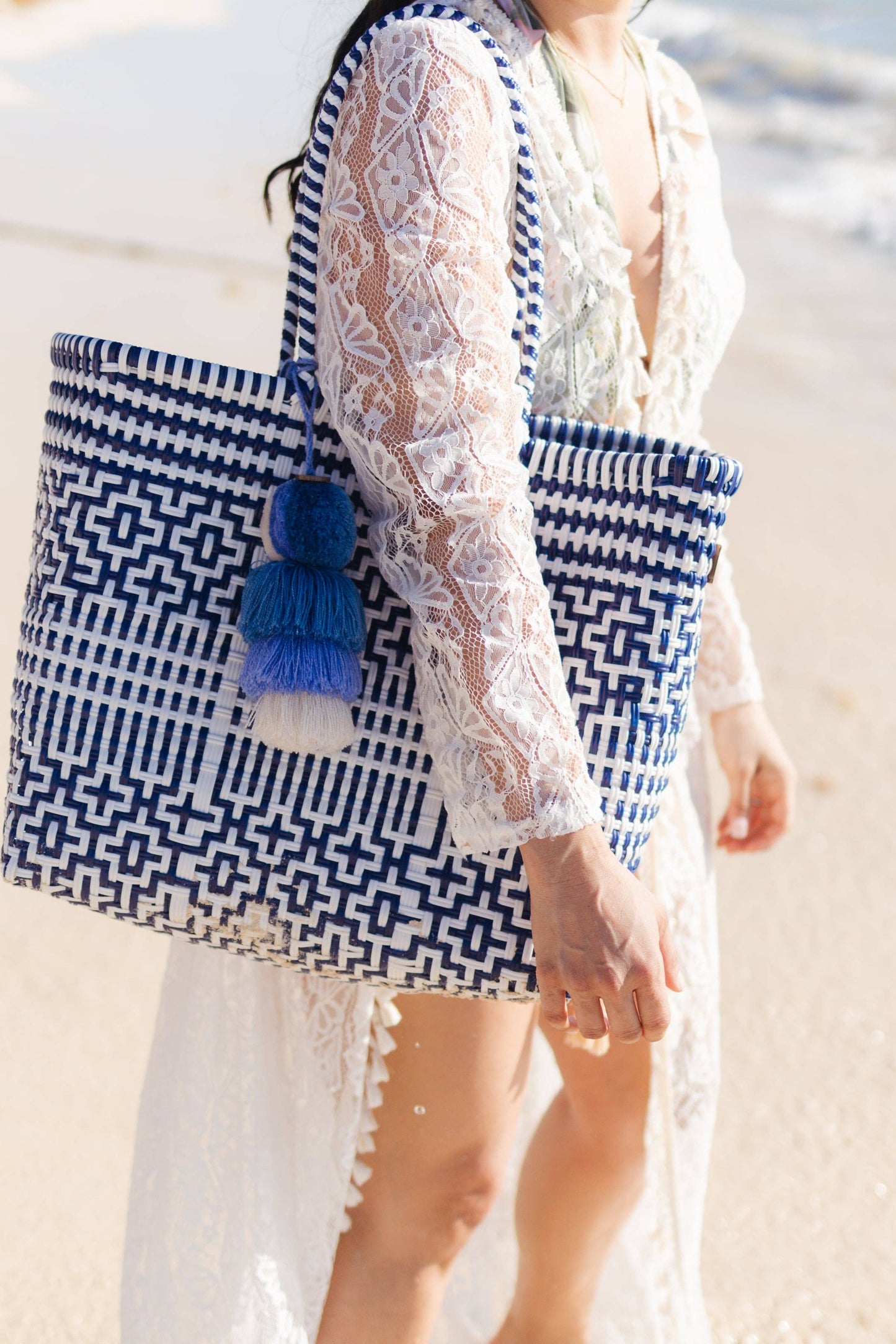 Preppy Tile Navy / White Citron Tote: Large