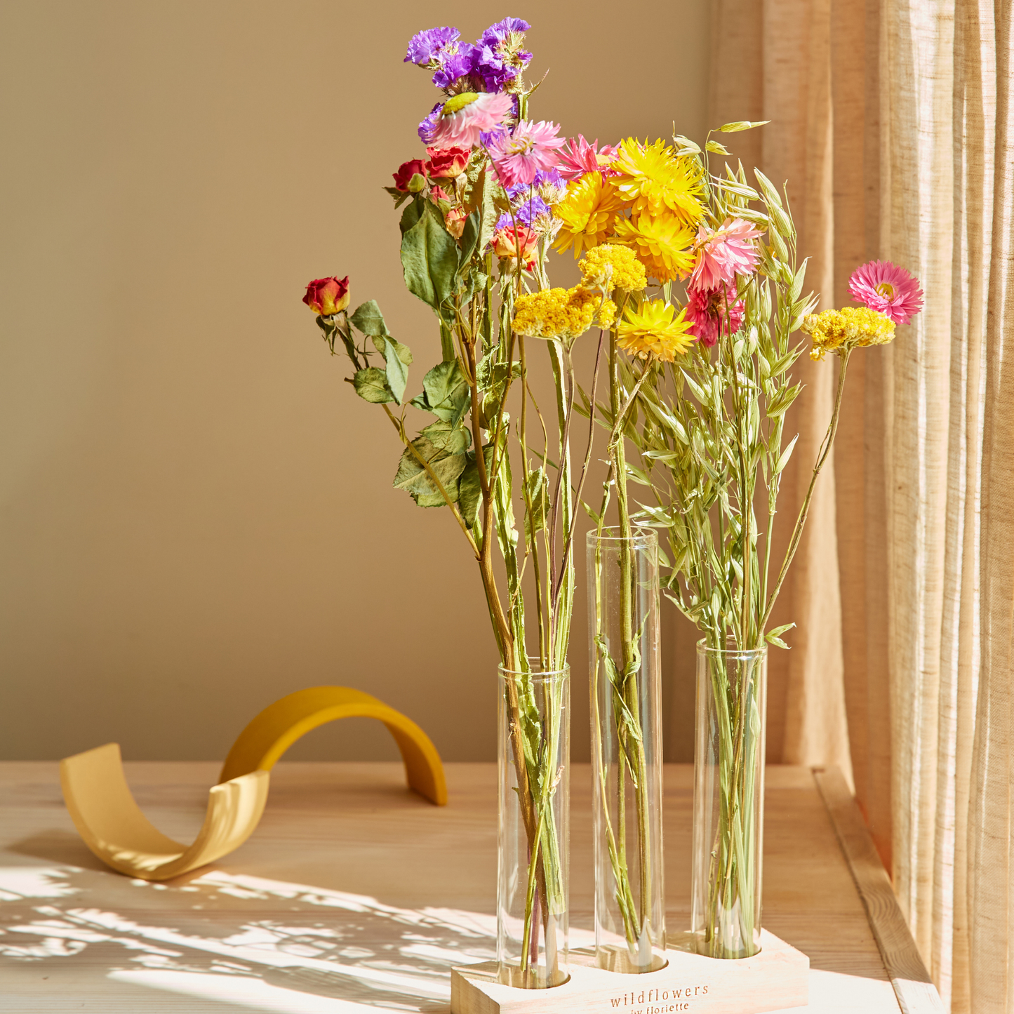 Giftbox - Dried Flowers in Letterbox - With Vases - Multi