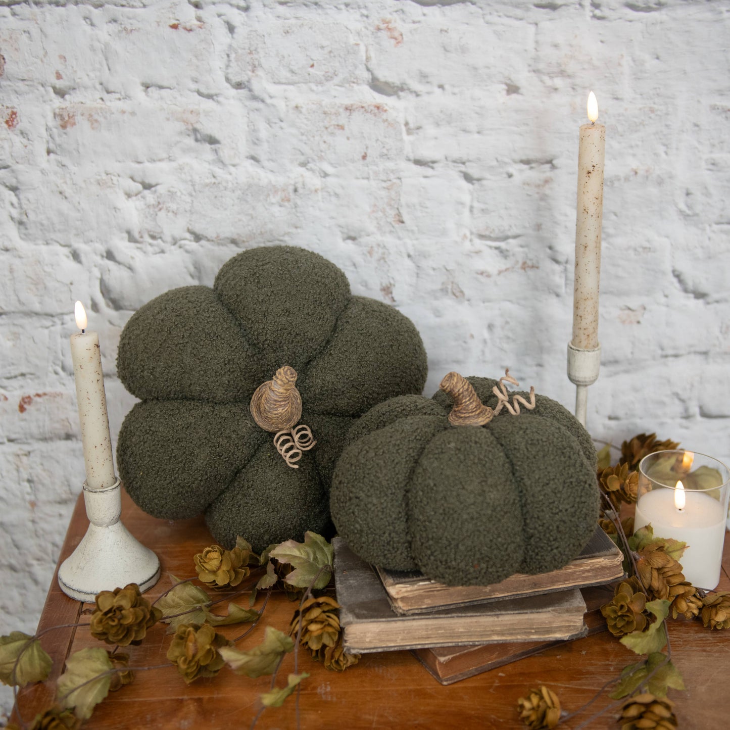 8" DARK GREEN BOUCLE PUMPKIN
