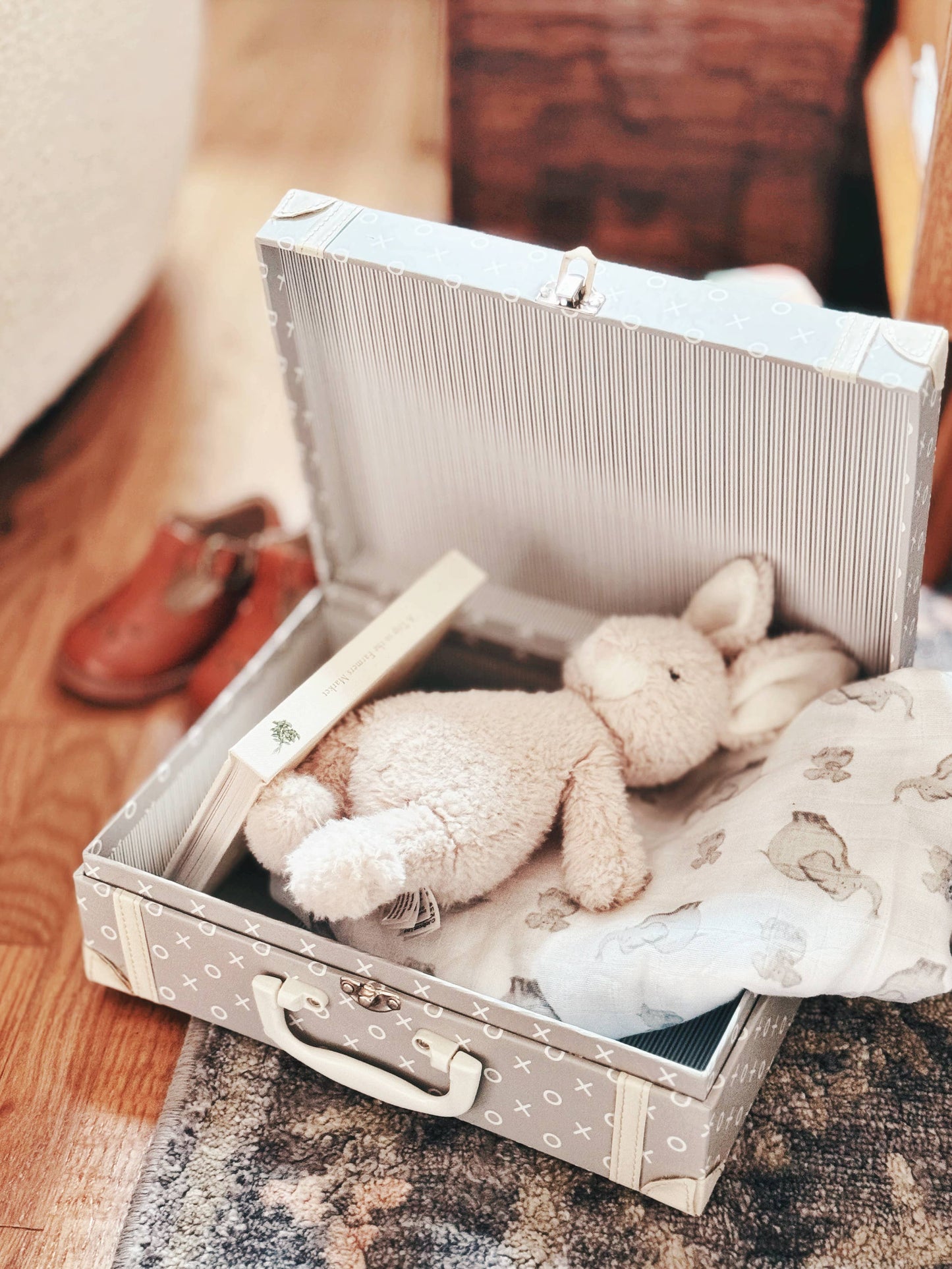 Going To Grandma's XO Suitcase Gray With Swaddle