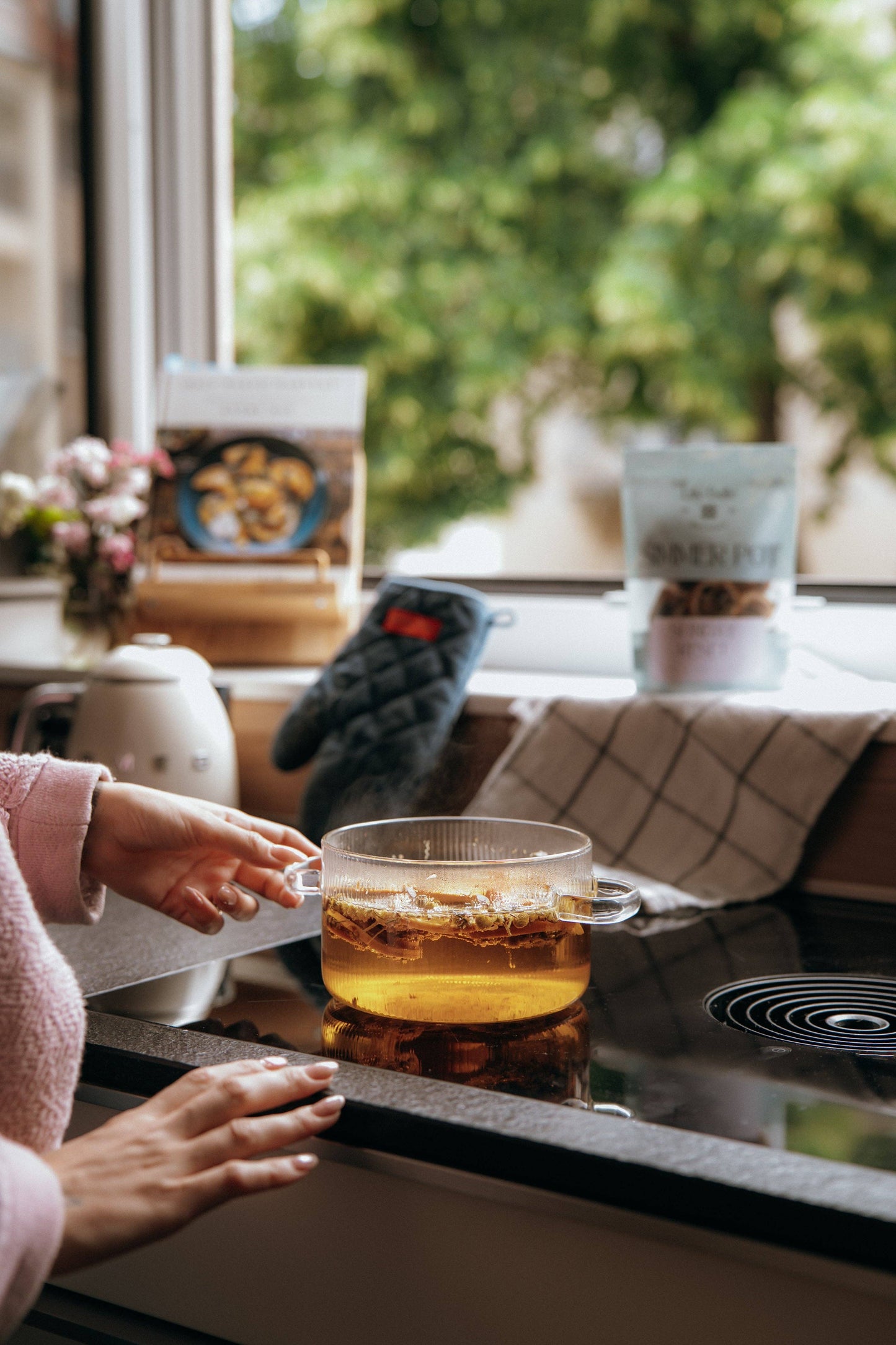 Wood & Glass Simmer Pot | Stovetop Potpourri