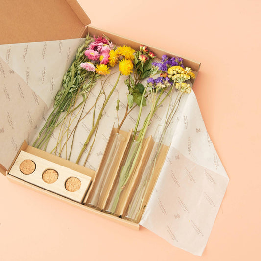 Giftbox - Dried Flowers in Letterbox - With Vases - Multi