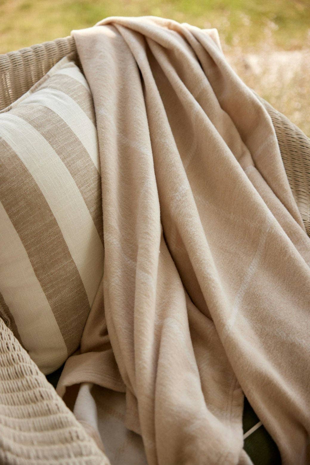 The Lightweight Blanket - Windowpane Wheat: Lightweight