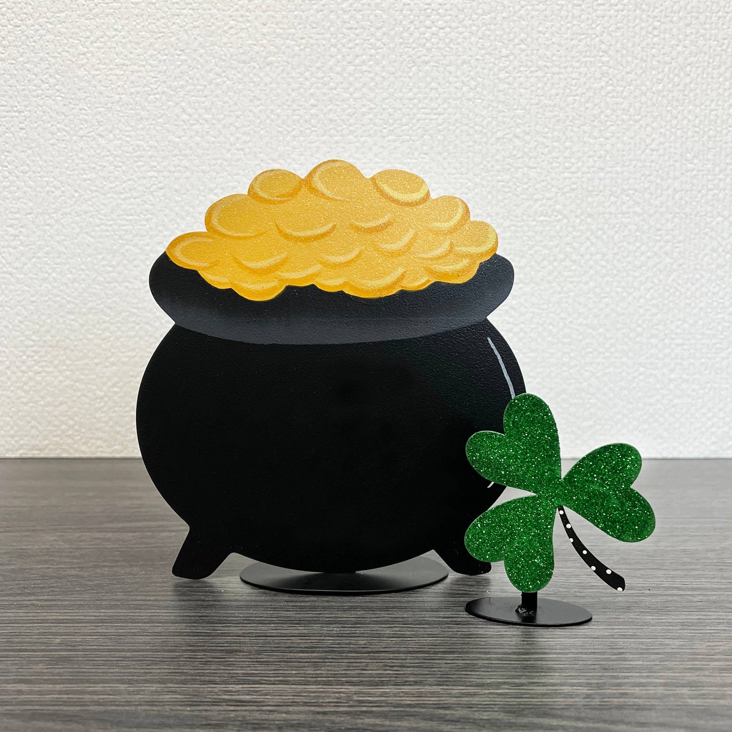 Magnetic Shelf Stand