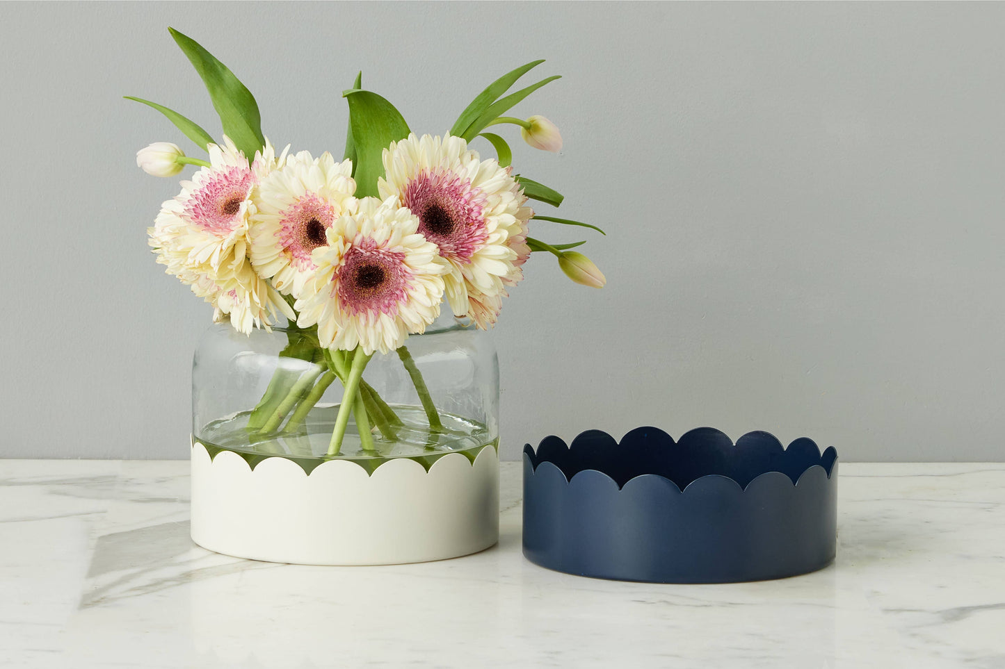 2-in-1 Scalloped Bloom Vase