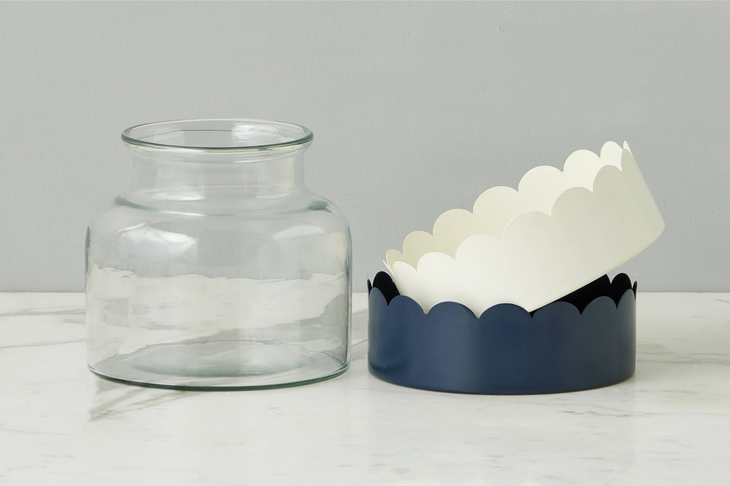 2-in-1 Scalloped Bloom Vase