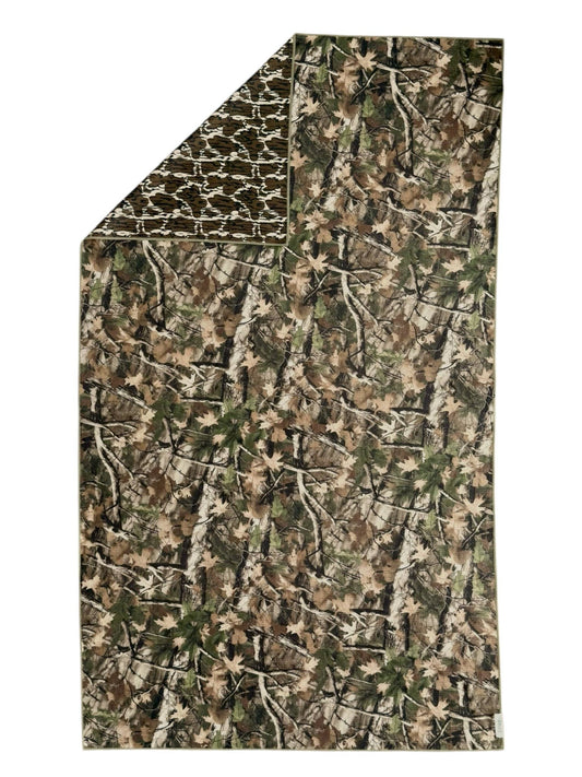 Mossy Oak Pool Towel: Reversible