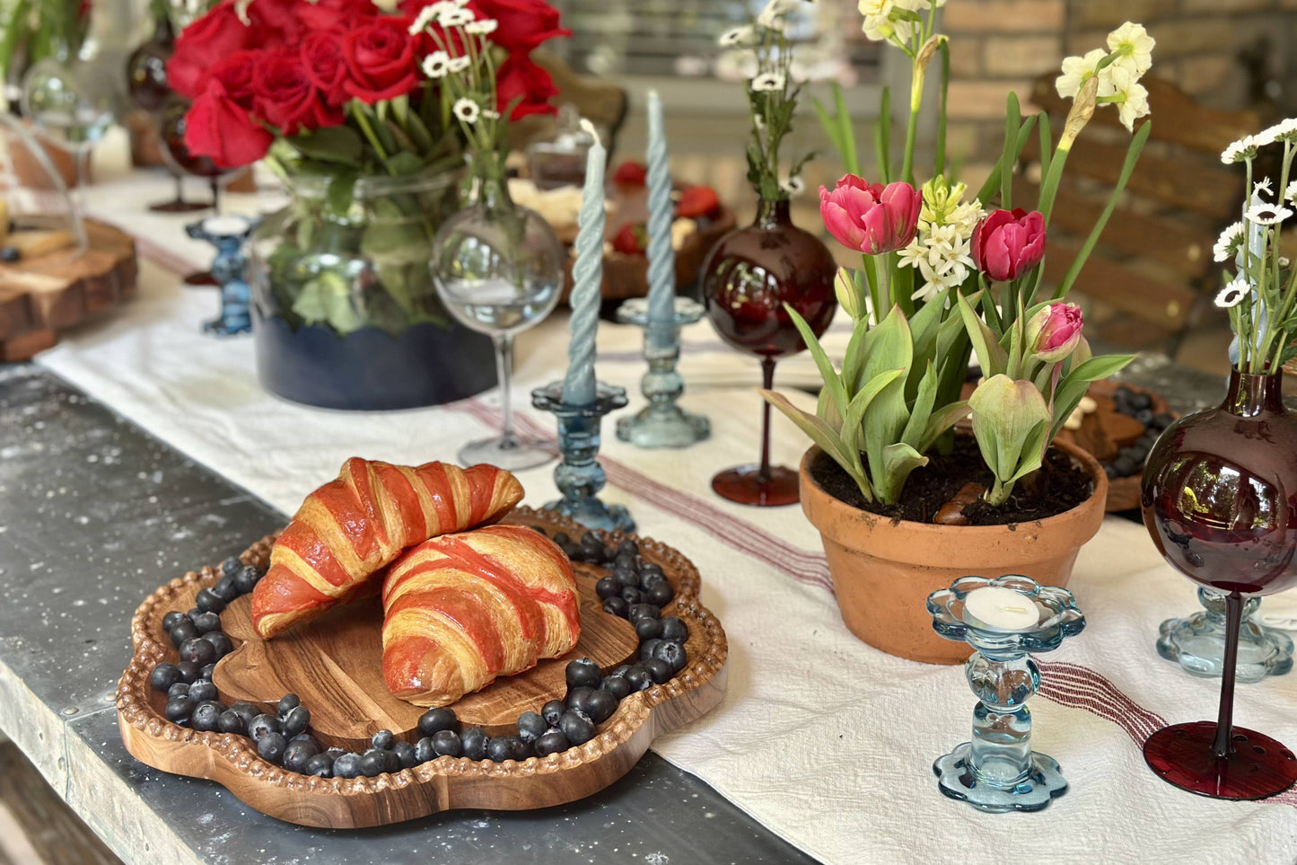 Vintage Scalloped English Bread Board