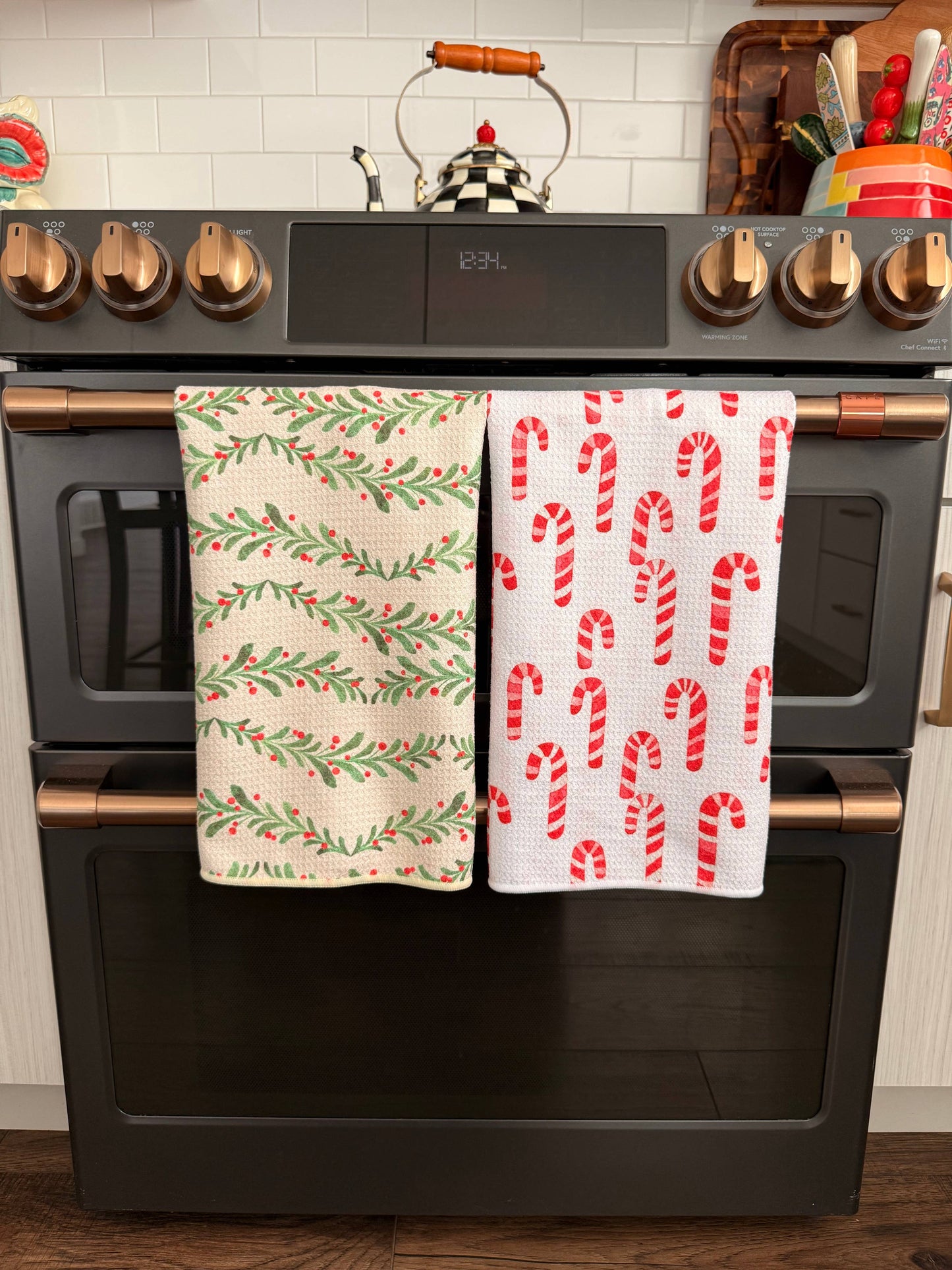 Pine Garland: Double-Sided Hand Towel