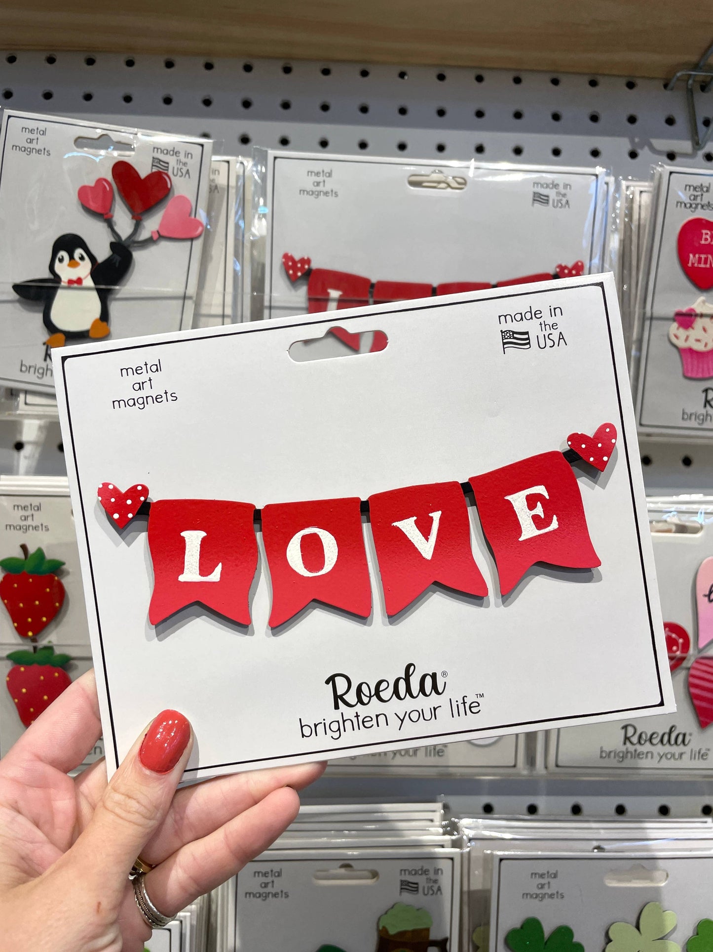 "Love" Banner Magnet