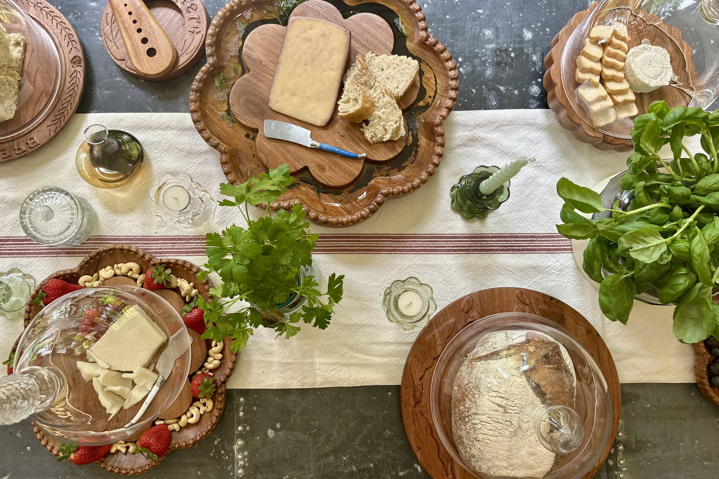 Vintage Scalloped English Bread Board