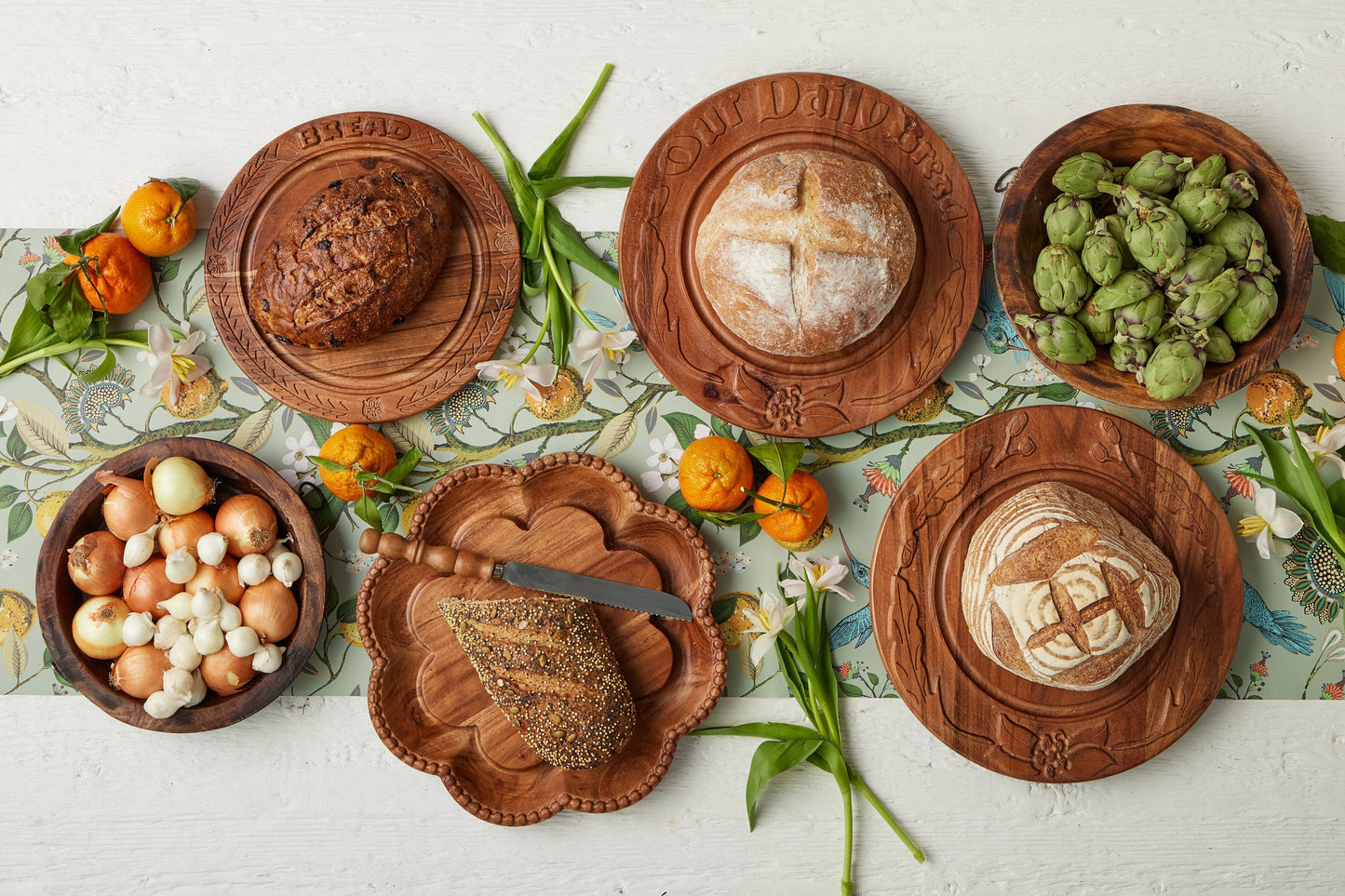 Vintage Scalloped English Bread Board