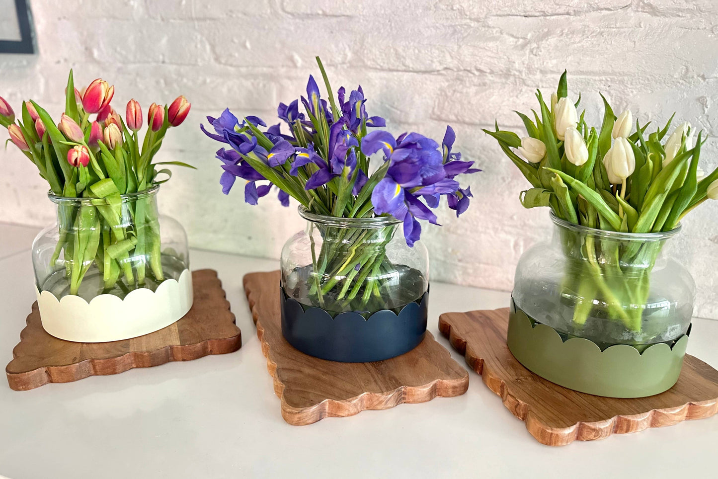 2-in-1 Scalloped Bloom Vase