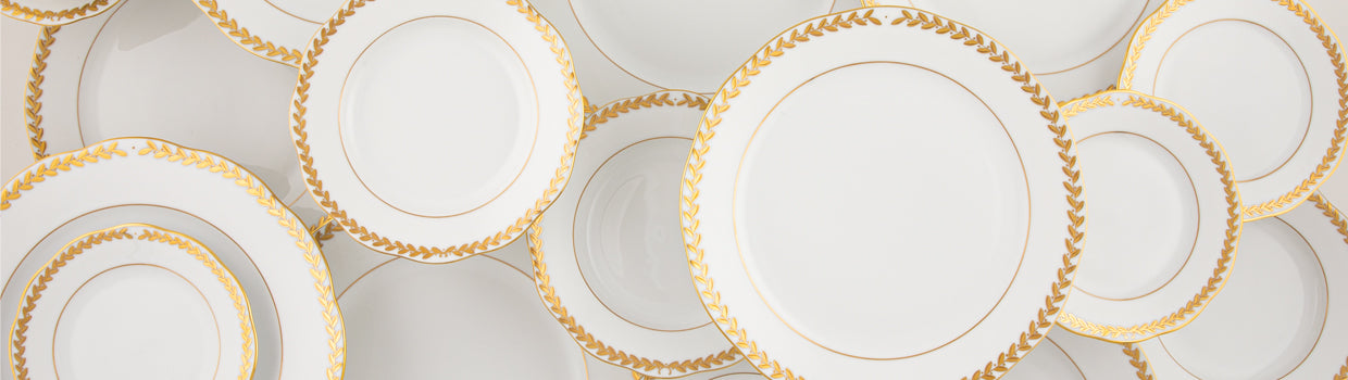 Dinner Plate Gold Laurel